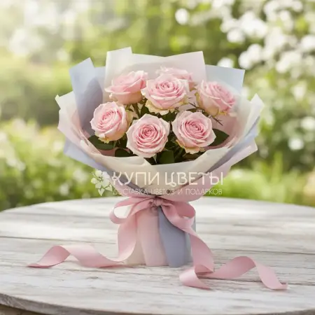 Букет из 7 розовых роз